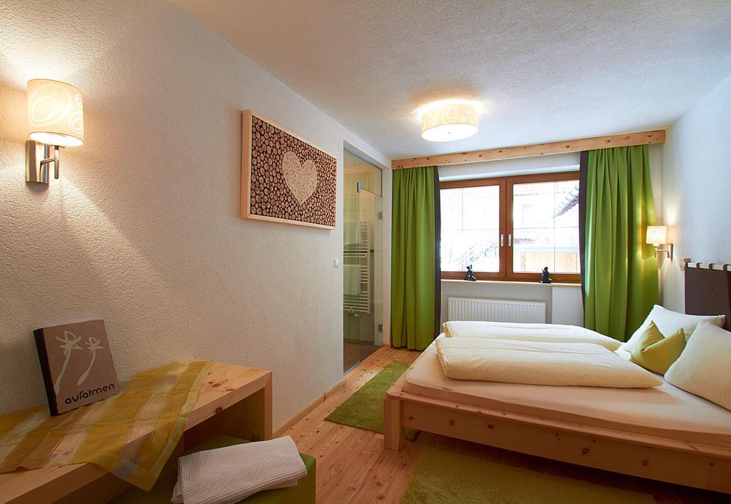 Aufatmen - Das Urlaubsrefugium Hotel Leutasch Esterno foto