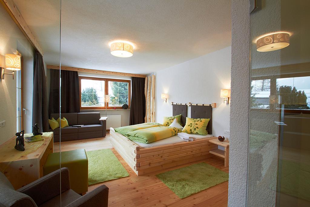 Aufatmen - Das Urlaubsrefugium Hotel Leutasch Esterno foto